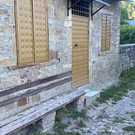 Tirona Dardhe (Korce)